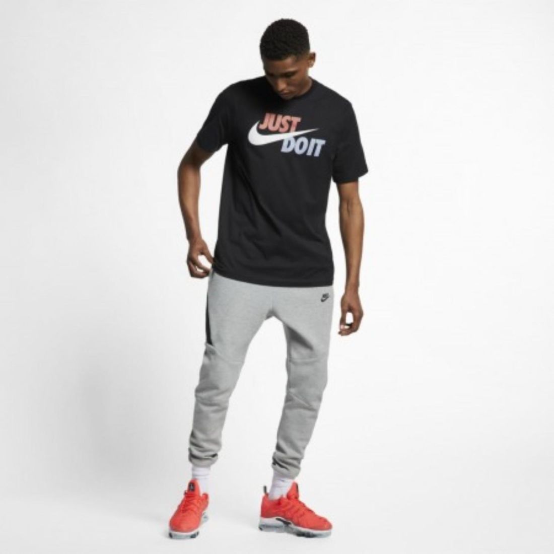 Nike Повседневная мужская футболка Nike Sportswear JDI