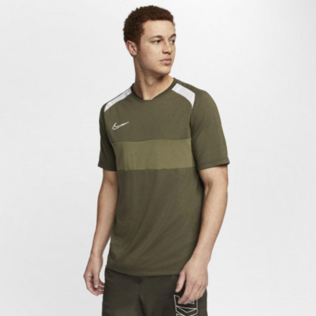 Nike Спортивная мужская футболка Nike Dri-FIT Academy