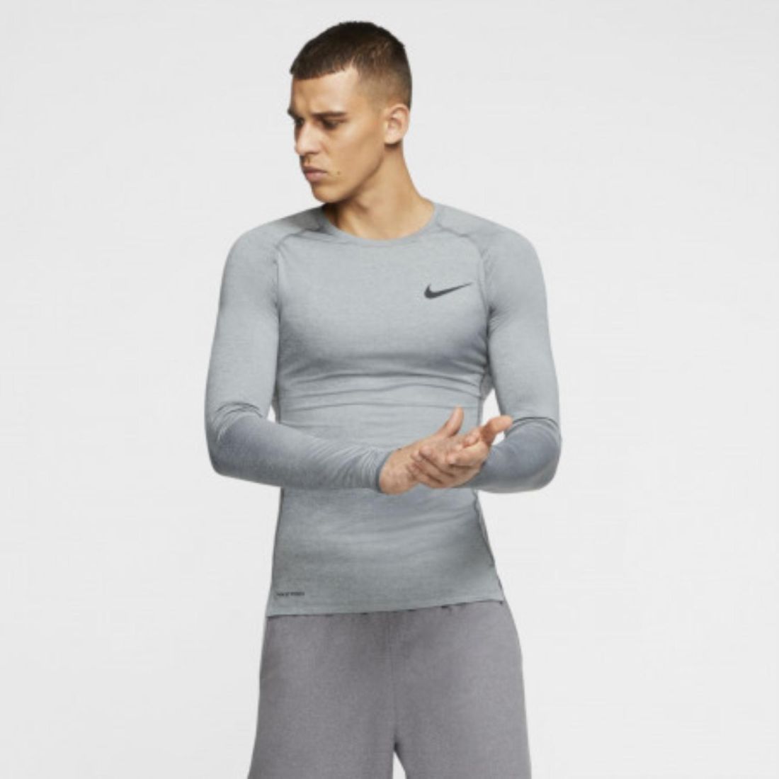 Nike Комфортный мужской лонгслив Nike Pro