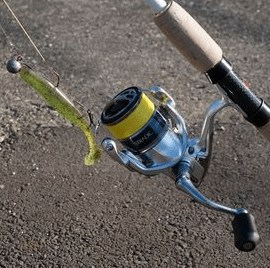 Shimano Катушка в защитном корпусе Shimano Stradic 2500 FK