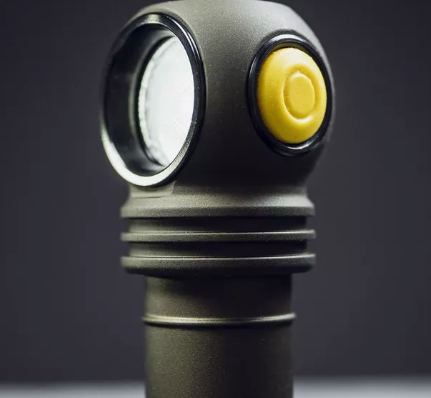 ArmyTek Фонарь налобный Armytek Wizard C2 Pro Magnet USB