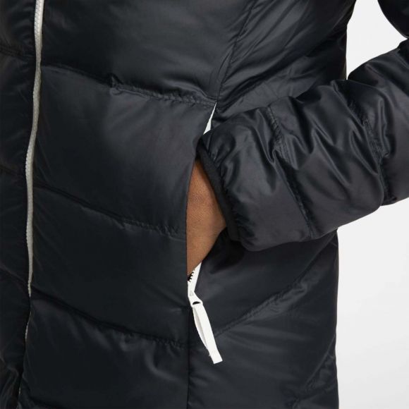 Nike Женская куртка Nike Sportswear Windrunner