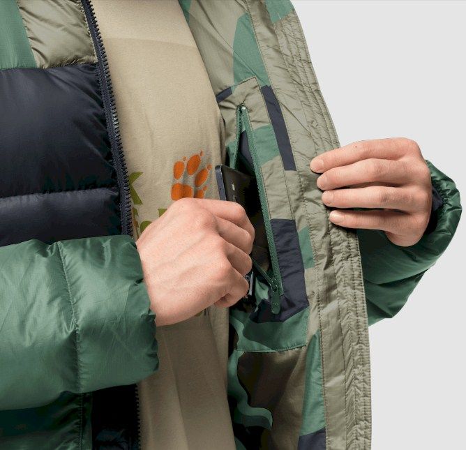 Jack Wolfskin Утепленная куртка Jack Wolfskin 365 Flash Down Jacket M